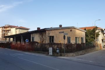 Area edificio "ex demanio" dove verrà realizzato il nuovo parcheggio di Via Circonvallazione